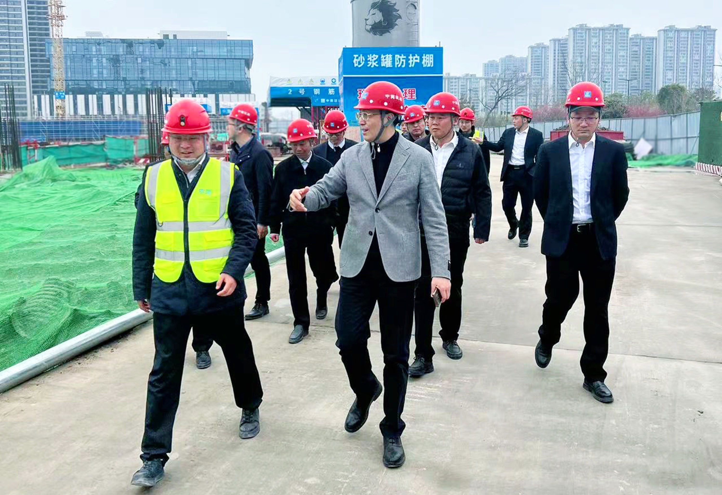 刘家军(刘家军在赵忠祥家萨克斯演奏)